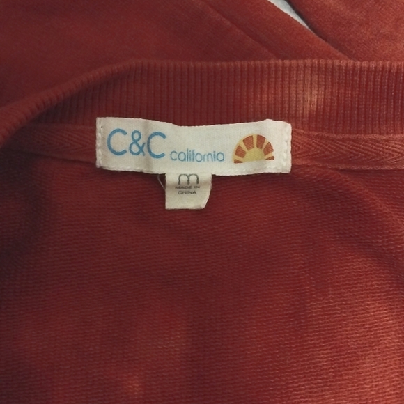 C&C California maroon and white medium sweater - Picture 3 of 3